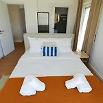 Octopus House Caparica *