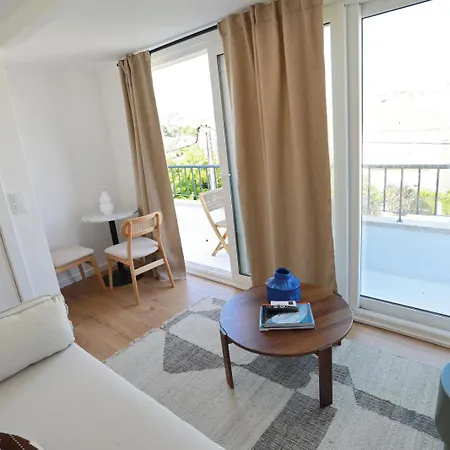 Octopus House Caparica *