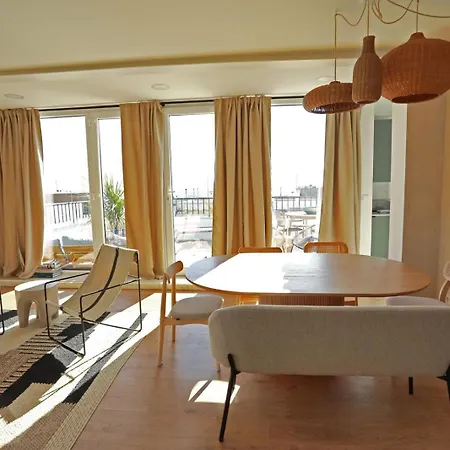 Octopus House Caparica * 卡帕里卡海岸