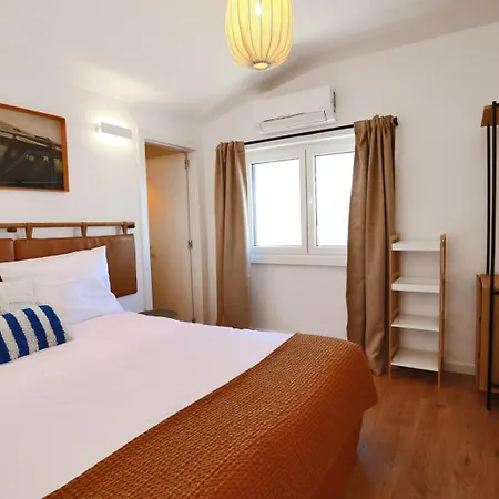 Octopus House Caparica *