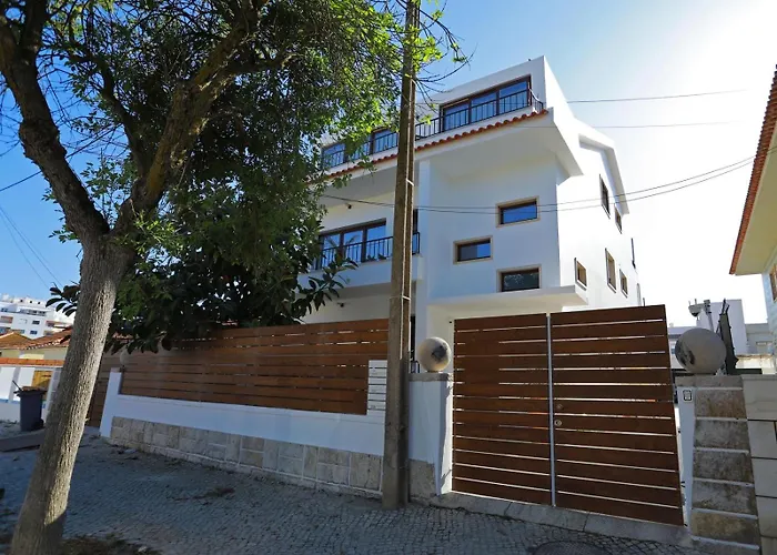 Octopus House Caparica Appartamento