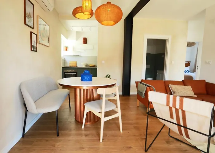 Octopus House Caparica Appartamento *