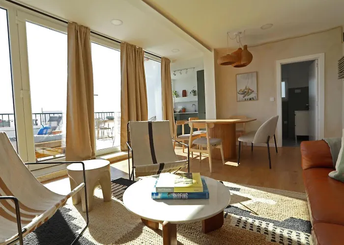 Octopus House Caparica Appartamento *