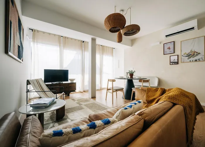 Octopus House Caparica