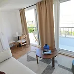 Octopus House Caparica *