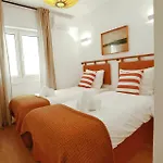 Octopus House Caparica Apartment *