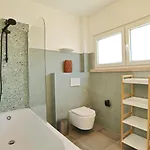 Apartment Octopus House Caparica *