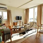 Octopus House Caparica Apartment