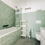 Apartment Octopus House Caparica