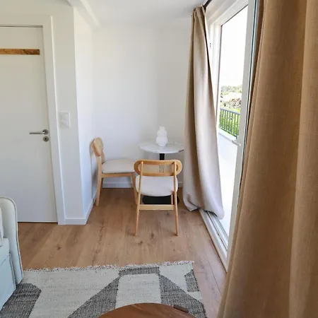 Octopus House Caparica Apartament