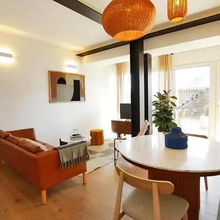 Octopus House Caparica Διαμέρισμα *