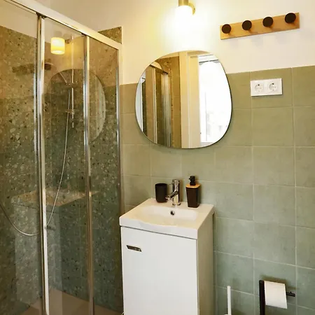 Octopus House Caparica Appartement *